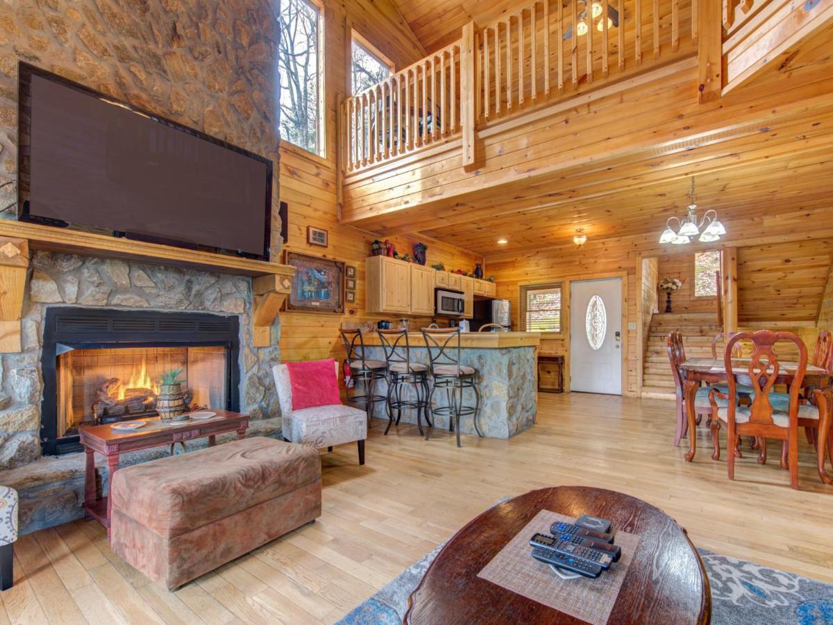 Splashing Sunrise, 2 Bedrooms, Private Pool, Arcade, Hot Tub, Sleeps 6 Pigeon Forge Eksteriør bilde