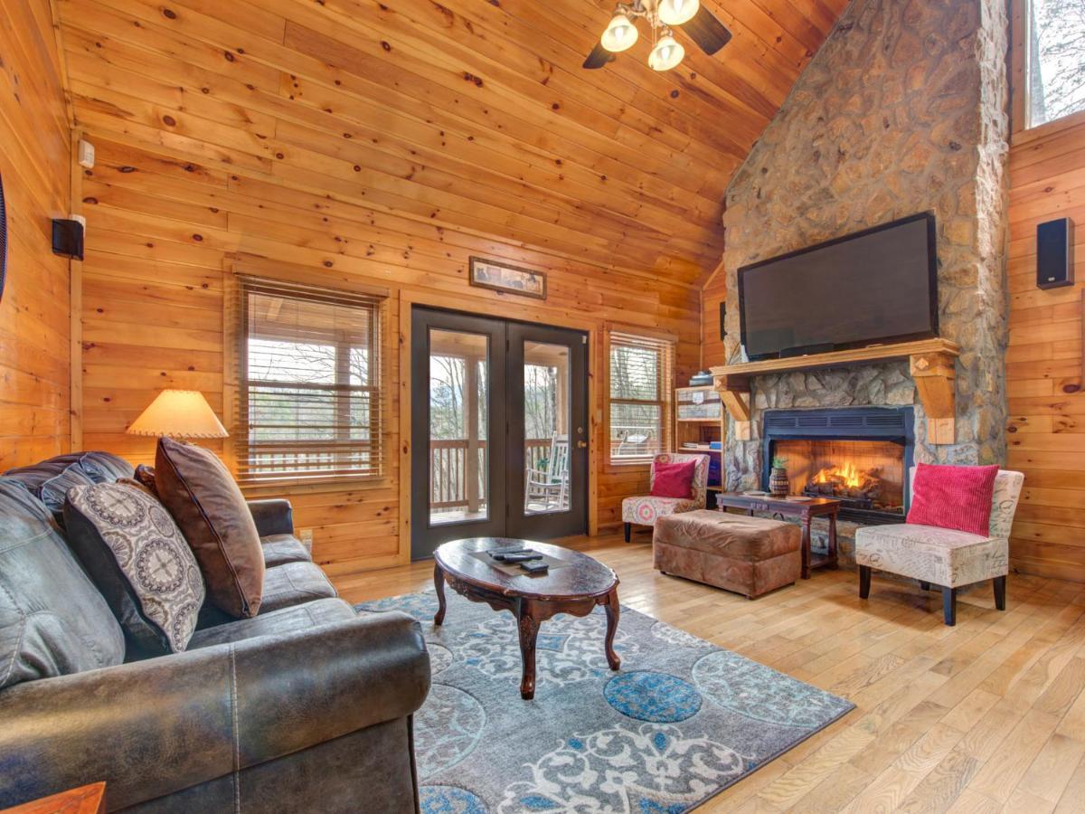 Splashing Sunrise, 2 Bedrooms, Private Pool, Arcade, Hot Tub, Sleeps 6 Pigeon Forge Eksteriør bilde
