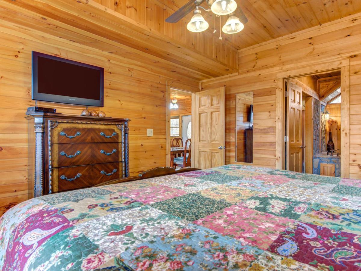 Splashing Sunrise, 2 Bedrooms, Private Pool, Arcade, Hot Tub, Sleeps 6 Pigeon Forge Eksteriør bilde