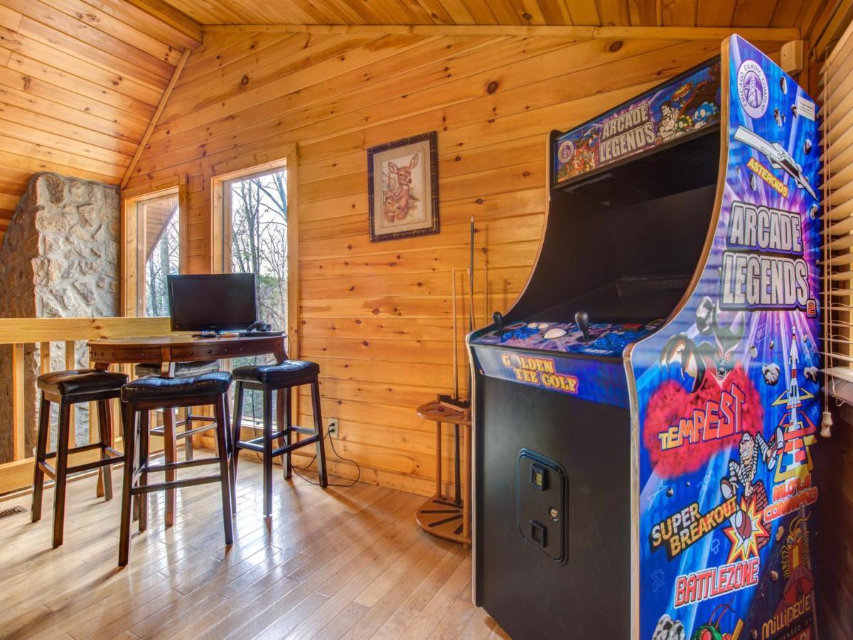 Splashing Sunrise, 2 Bedrooms, Private Pool, Arcade, Hot Tub, Sleeps 6 Pigeon Forge Eksteriør bilde