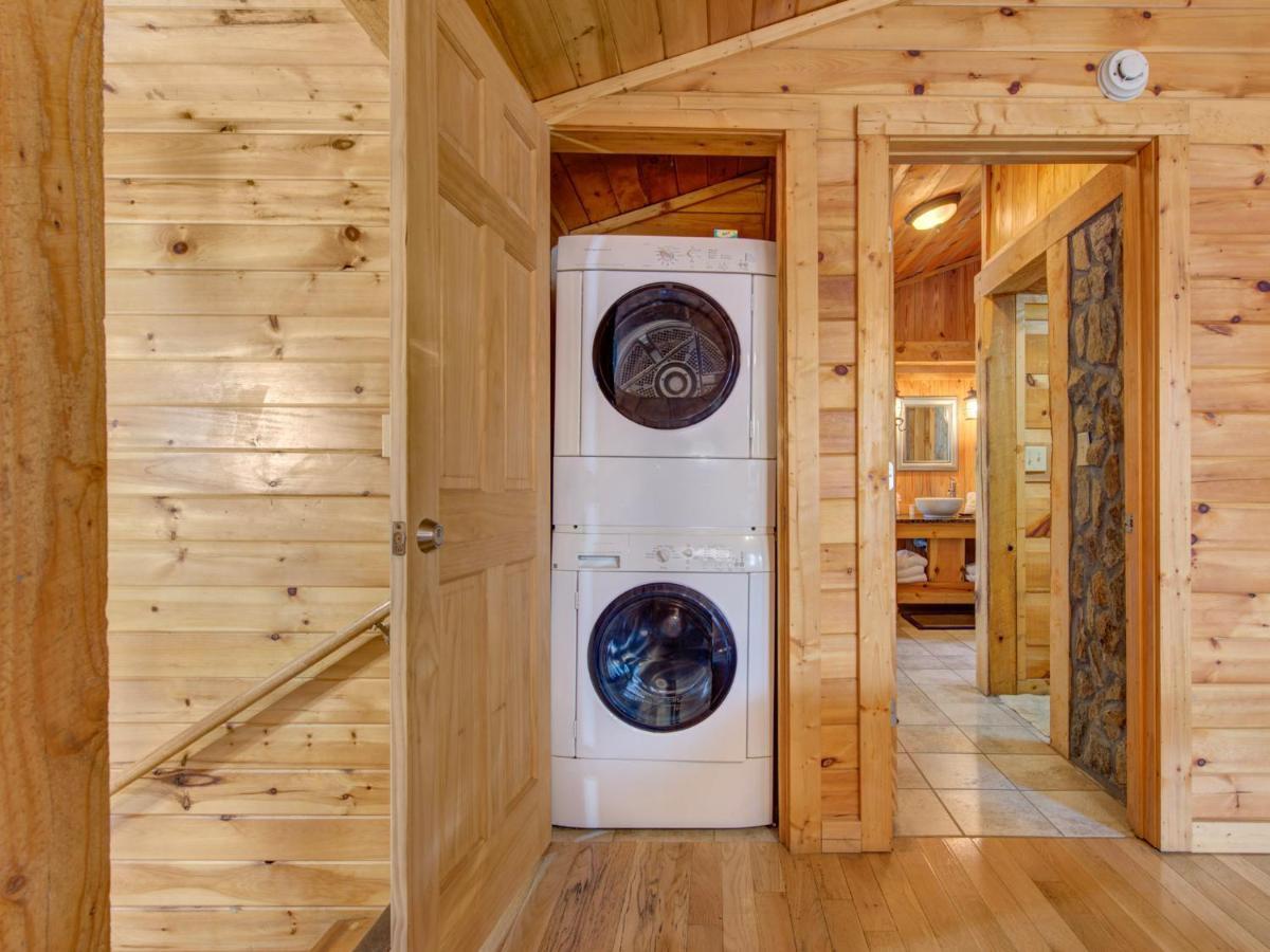 Splashing Sunrise, 2 Bedrooms, Private Pool, Arcade, Hot Tub, Sleeps 6 Pigeon Forge Eksteriør bilde